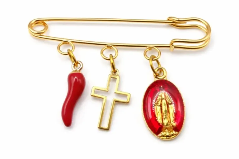 bijou-corse-broche-e-breve-vierge-rouge-piment-croix-doree-1.webp