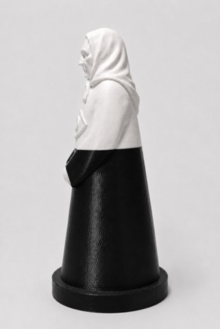 a-signatora-figurine-corse-impression-3d-cote-gauche.jpg