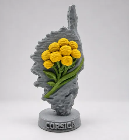 Figurine Corse immortelle de la collection Les Essentiels de Fabbrica Corsa Corse immortelle – Fabbrica Corsa®.webp