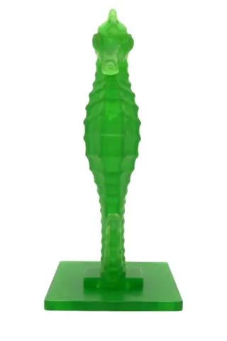 sculpture-hippocampe-resine-verte-vue-arriere.webp