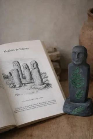figurine-stantara-decoration-corse.webp