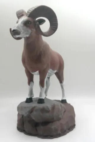Figurine-corse-Muvra-Corsa-impression-3d.webp