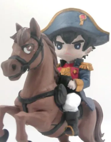 Gros plan sur Napuliò et son cheval detail-figurine-napoleon-cheval-manga.webp