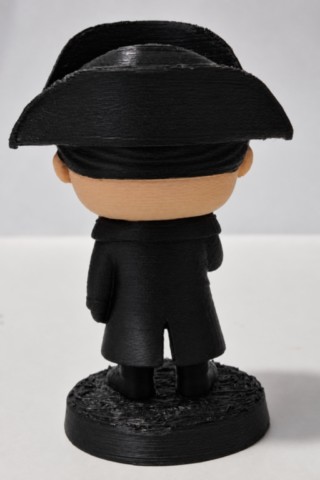 Figurine corse 3D Napoléon-Pop en tenue noire et bicorne vue de dos figurine-corse-3d-napoleon-pop-vue-dos