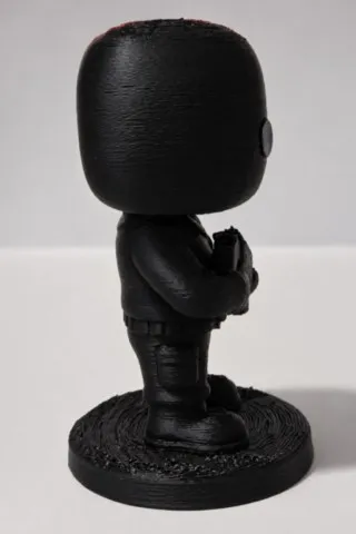figurine-corse-3d-clandestinu-pop-profil-droit.webp