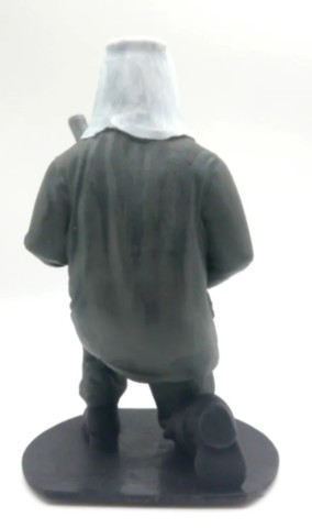 Ribellu corse à genoux dos