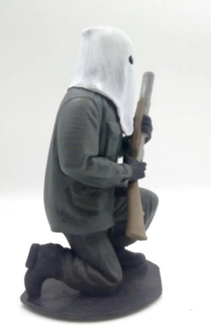 Figurine-corse-Ribellu corse à genoux cote-2