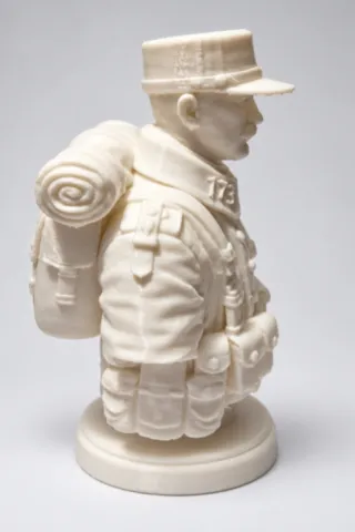 Profil droit de la figurine U 173 du 173e Régiment d’Infanterie figurine-u-173-173e-ri-profil-droit.webp