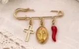 broche-corse-e-breve-medaille-miraculeuse-orange-2.webp