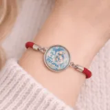bracelet-corse-vierge-enfant-porte-poignet.webp
