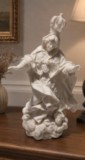 A Madonuccia sur un meuble intérieur figurine-corse-a-madonuccia-mise-en-interieur