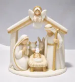 creche-minimaliste-corse-nativite-liseret-fabbrica-corsa.webp
