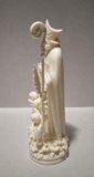 Profil gauche de la figurine de Saint Érasme avec crosse, mitre et anges en relief figurine-saint-erasme-corse-profil-gauche.jpg