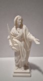 Figurine corse de Sainte Restitude en PLA blanc tenant un livre et la palme du martyre, vue de face figurine-sainte-restitude-corse-face.jpg