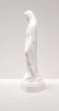 statue-vierge-marie-blanche-15-cm-vue-laterale-2.webp