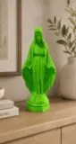 statue-vierge-marie-verte-interieur-plante.webp