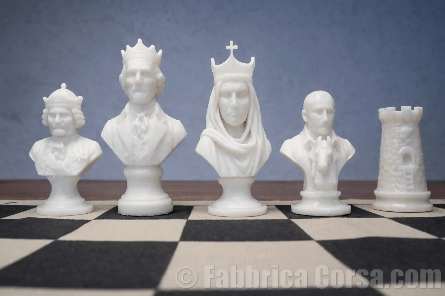 echiquier-corse-pieces-blanches-personnages