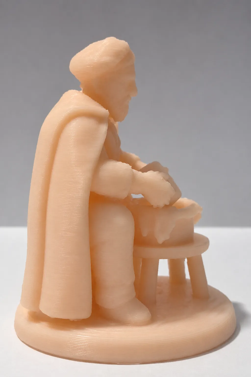 santon-corse-fromager-figurine-corse-cote-droit