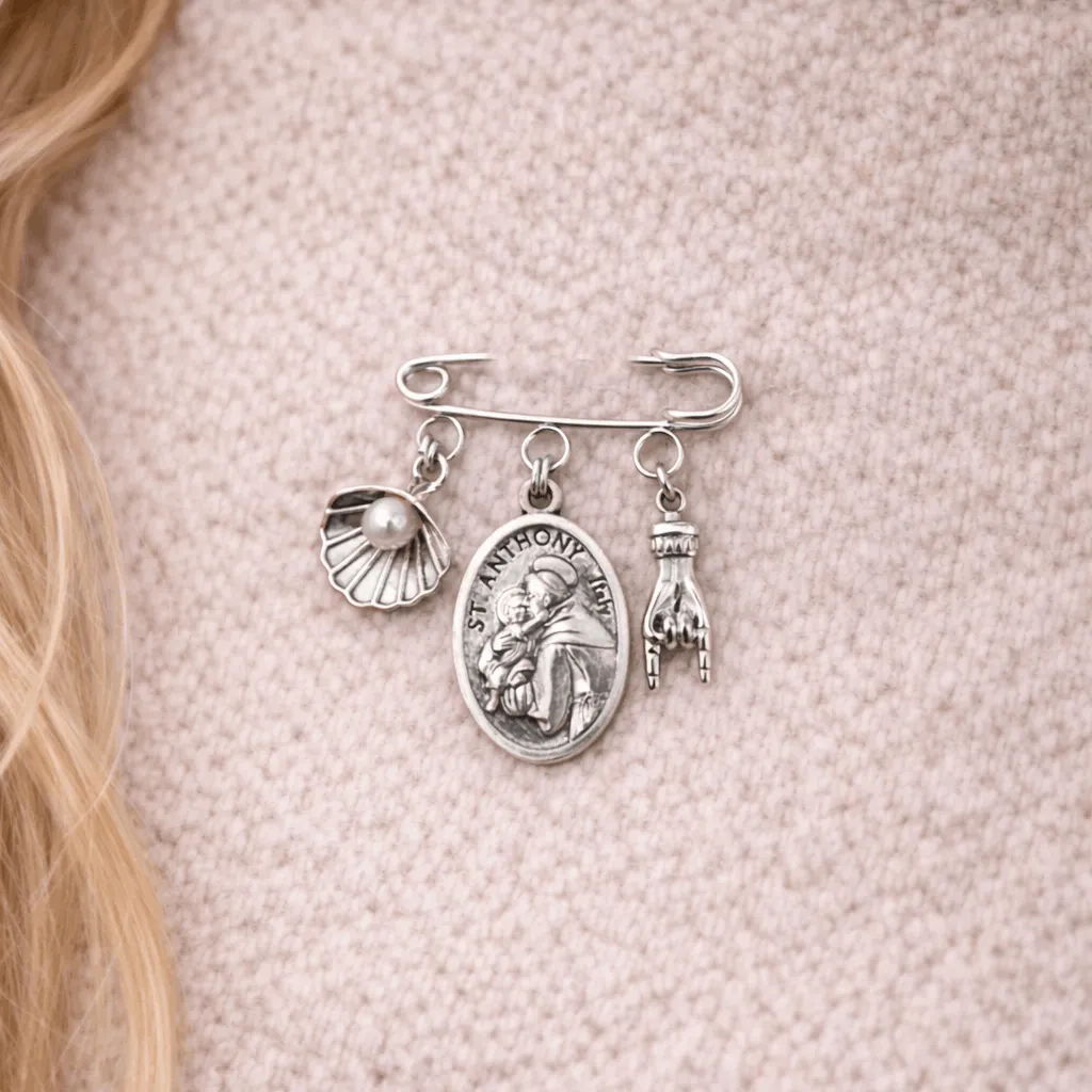 broche-corse-sant-antone-di-padova-portee-pull