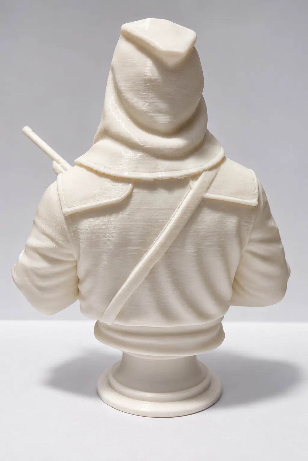 figurine-ribellu-corse-buste-15cm-dos