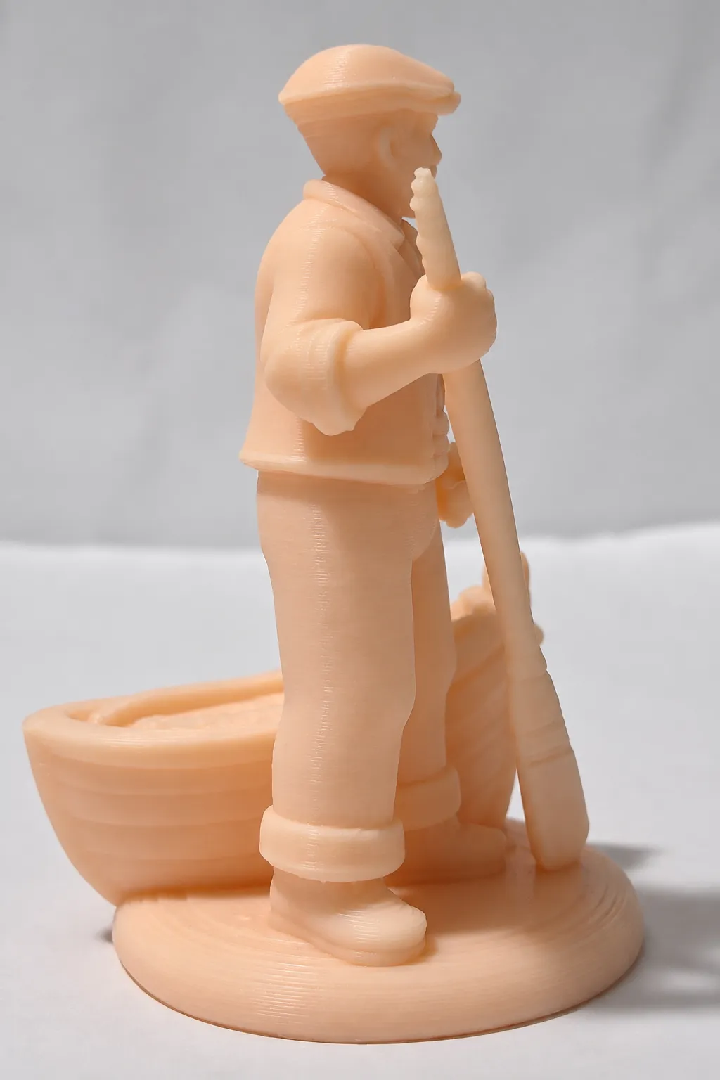 santon-corse-batelier-figurine-corse-cote-droit