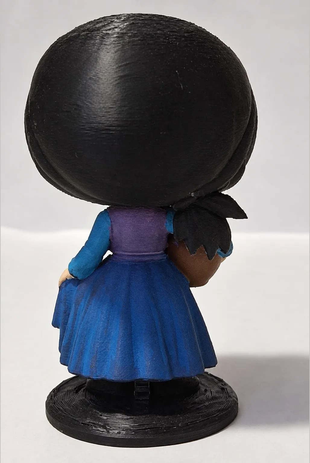 figurine-corse-3d-femme-cruche-pop-vue-dos