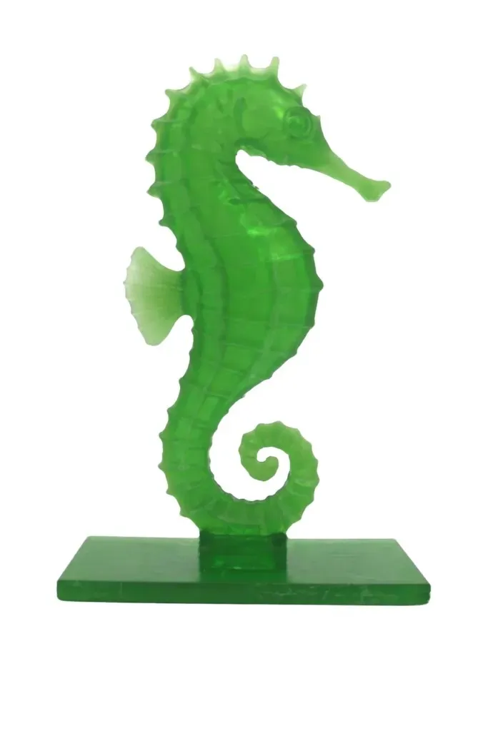 sculpture-hippocampe-resine-verte-profil-droit