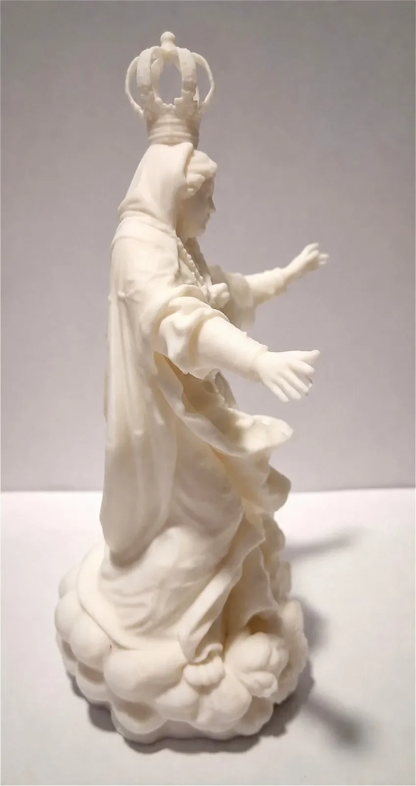 a-madonuccia-figurine-corse-3d-profil-droit