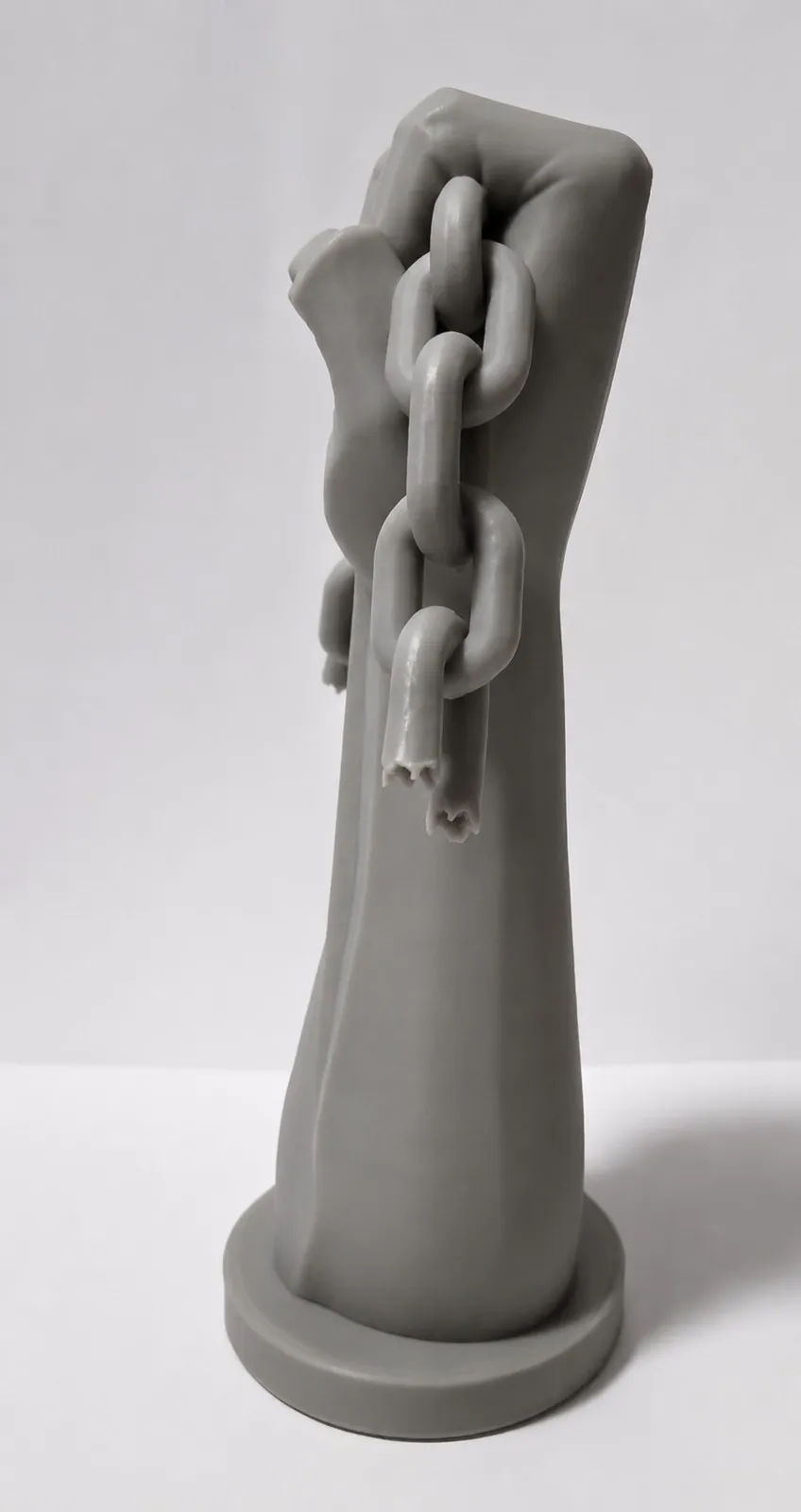 evviva-figurine-corse-3d-grise-profil-gauche