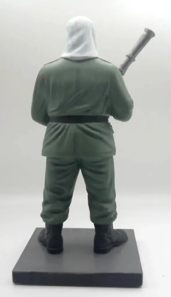 figurine-corse-ribellu-1976-debout-vue-arriere