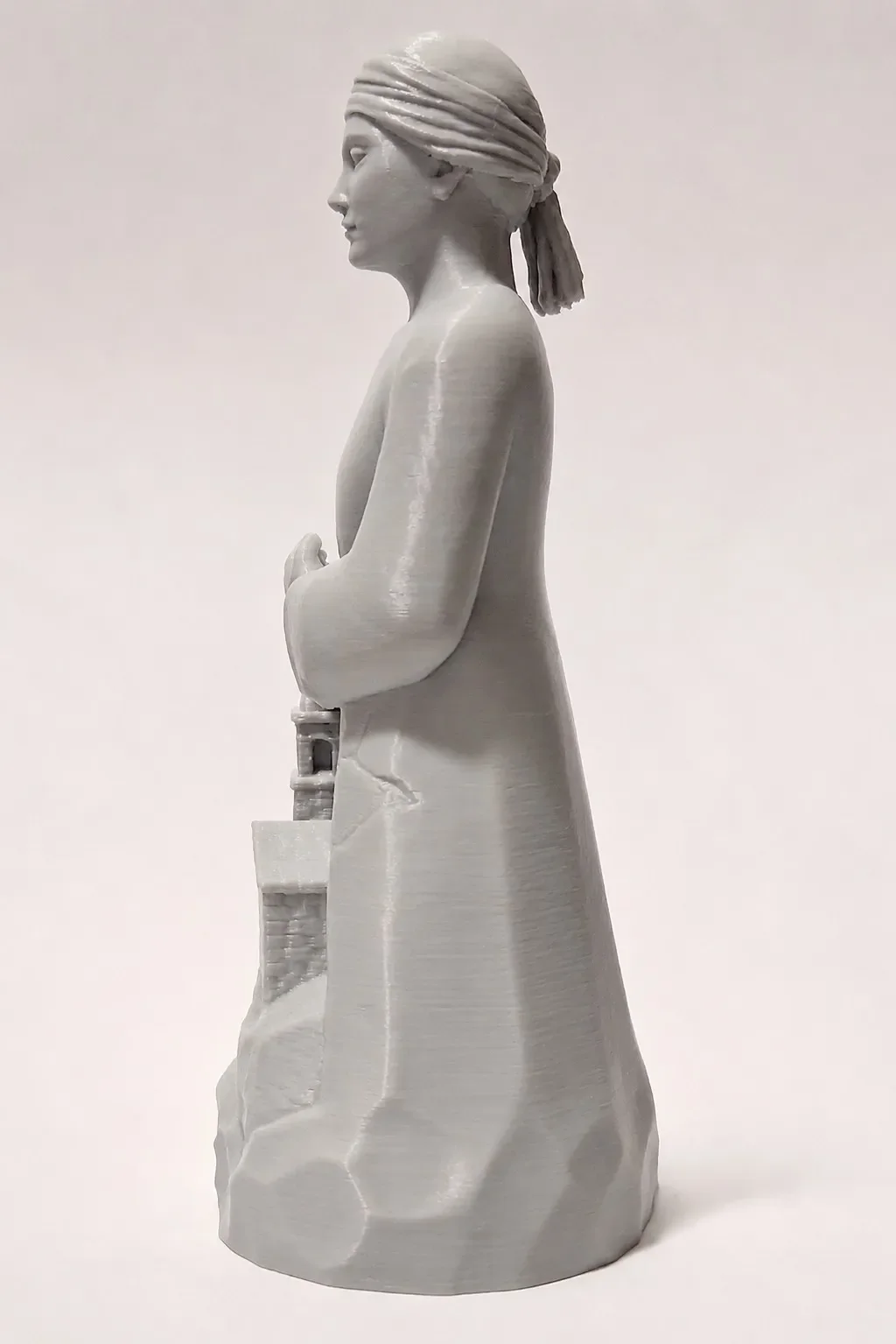 mamma-corsica-figurine-corse-3d-profil-gauche